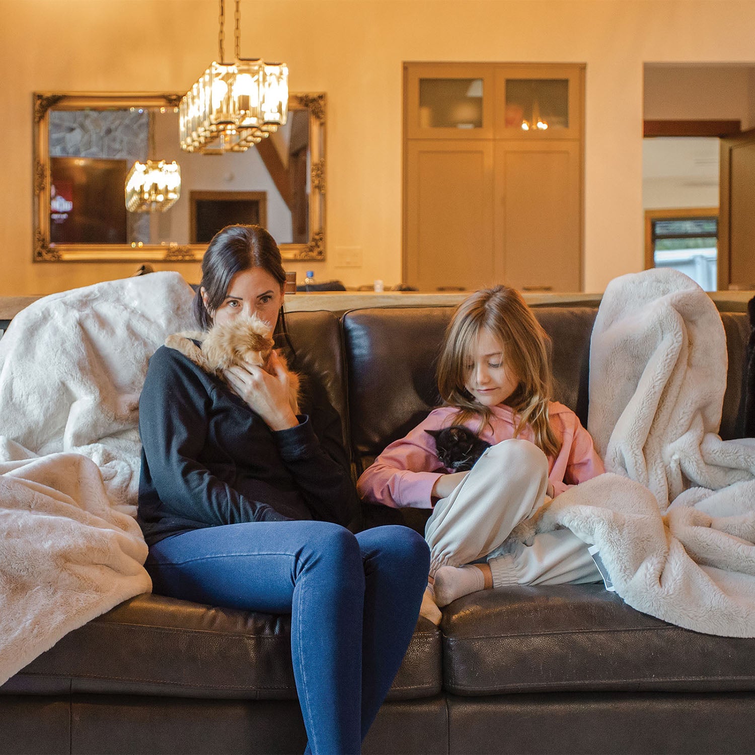 PIXIE Throw Pet Blanket - One Size